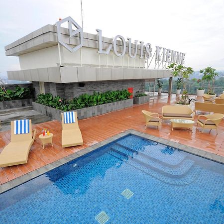 Louis Kienne Hotel Pandanaran Semarang Eksteriør billede