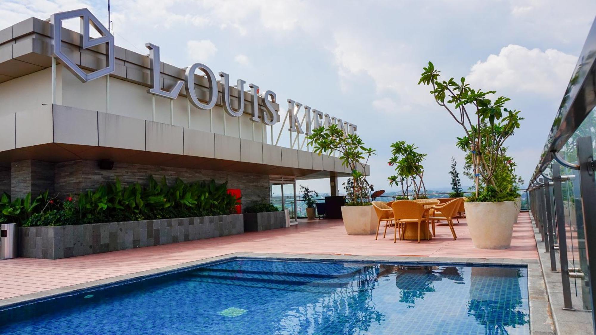 Louis Kienne Hotel Pandanaran Semarang Eksteriør billede