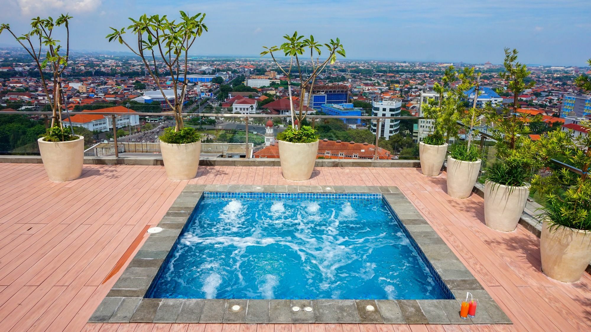 Louis Kienne Hotel Pandanaran Semarang Eksteriør billede
